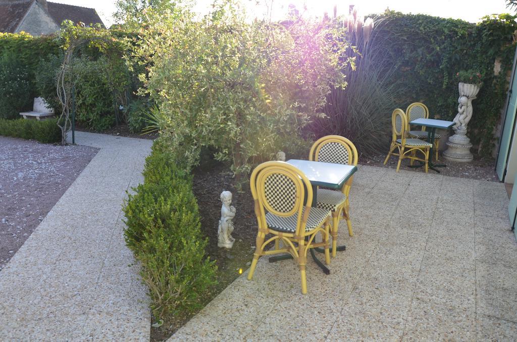 Auberge Bourbonnaise Lurcy-Lévis Εξωτερικό φωτογραφία