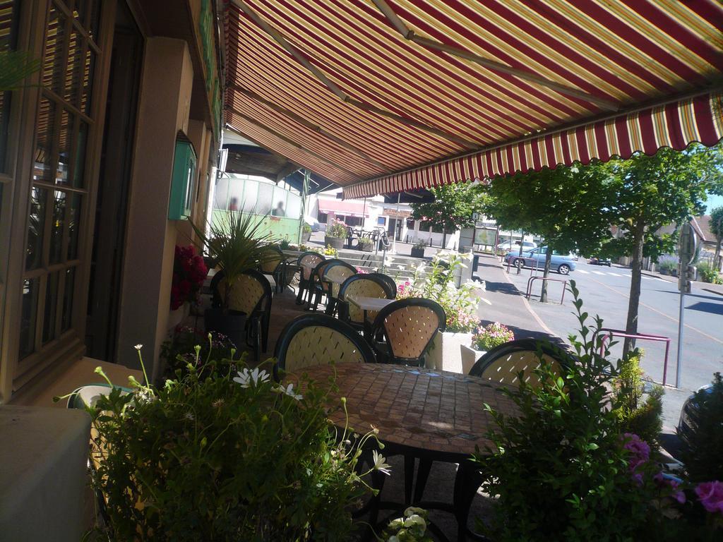 Auberge Bourbonnaise Lurcy-Lévis Εξωτερικό φωτογραφία